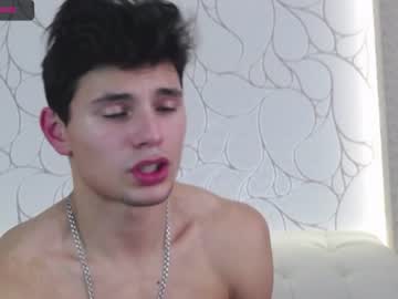 man denhummer image #834116