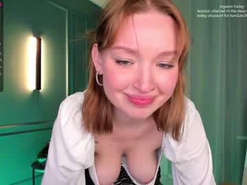 girl dinablush image #3704949