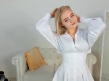 girl oliviabr0wn image #3099224