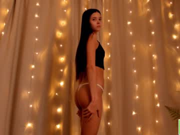 girl amandamedrano image #3325163