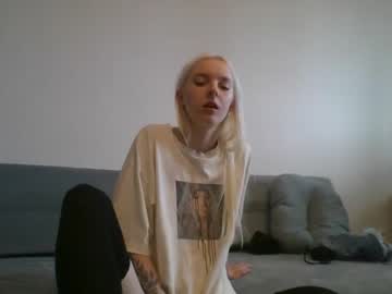 annieshyagain every day cam