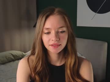 girl elenegilbertson image #3991368