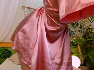 girl milablush image #3207959