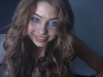 girl saraellison image #3985187