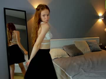 girl roxybr0wn image #2418182