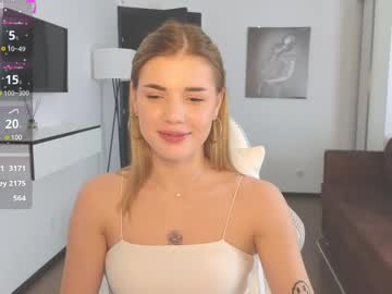 adrianawow1 every day cam