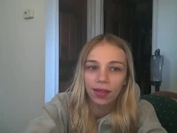 chloe_damian every day cam