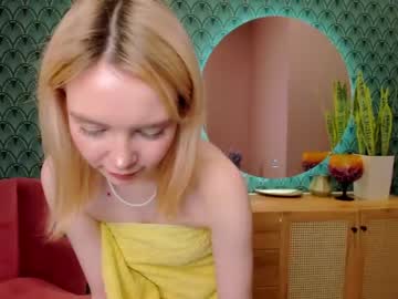 girl carly_coy image #3685211
