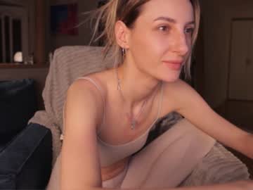 girl alicedotg image #1273254