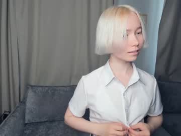 girl silvergloss image #3952562