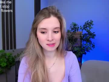 girl milablush image #3625364