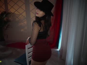 girl excitease image #2654502