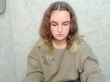 avachelsi_ every day cam