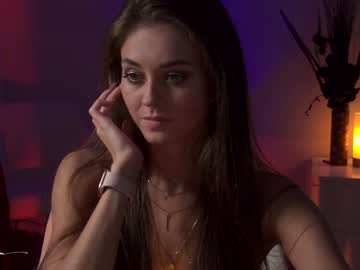 girl lettymoa image #3070180