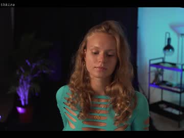 girl chillwithkira image #2307047