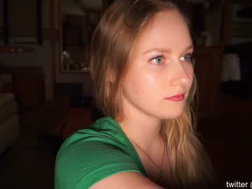girl artesoft image #2495502