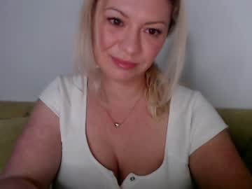 girl kiradivine image #1638306
