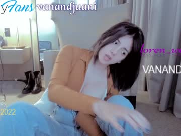 girl vanandjuani image #1344411