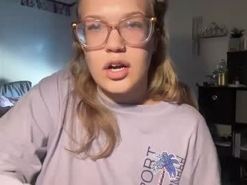 girl bubblyblonde2 image #3952437