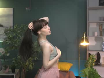 girl ella_knockers_xl image #2016823