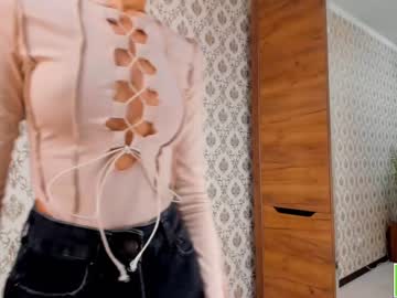 girl amandamedrano image #3058071