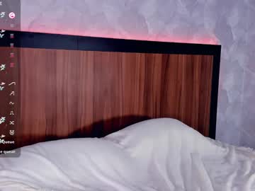 shyly_moon every day cam