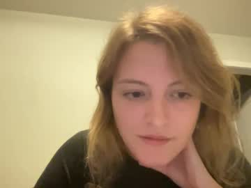 margot_moon every day cam