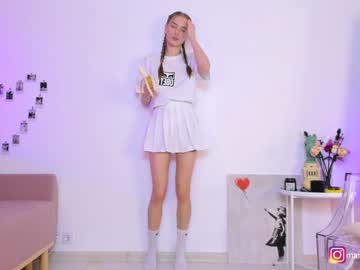 girl mango_shake image #1164874