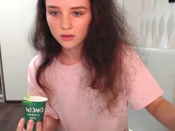 girl demurelixir image #569533