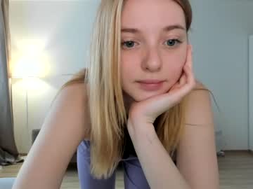 girl olli_ver image #2984507