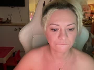 girl kiradivine image #3611961