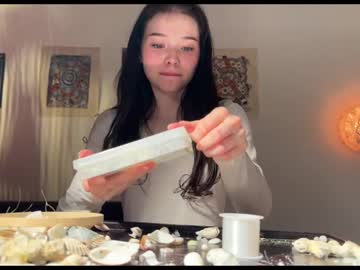 anntics_ every day cam