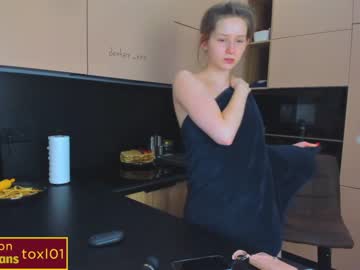 girl toxl image #1102250