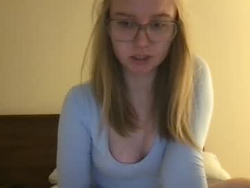 girl skylar801 image #3915372