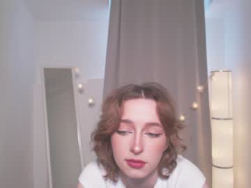 girl silent_chill image #1829020