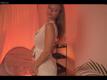 girl chillwithkira image #2156248