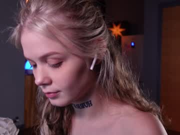 girl tendertainted image #2835935