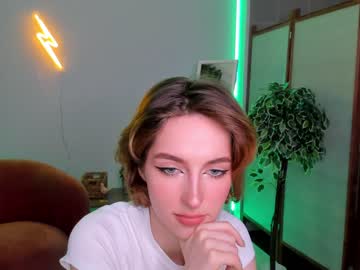 girl silent_chill image #2019162