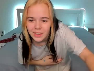 girl renee_whi image #3169935