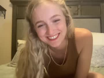 girl peachezzs image #2116068
