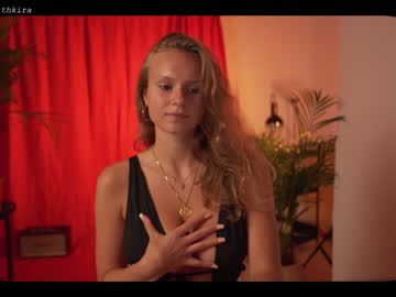 girl chillwithkira image #2322342