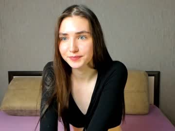girl saintlyn image #3037523