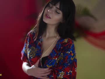 girl excitease image #2688562