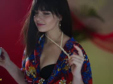 girl excitease image #2688406