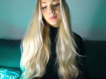 girl pervyblonde image #839850