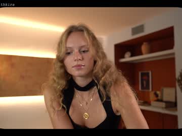 girl chillwithkira image #2601876