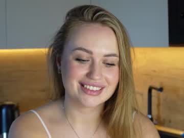girl adele_blonde image #3998685