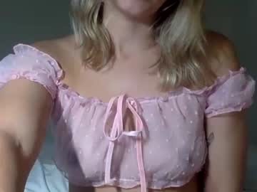 girl sweetsawyer image #2502695