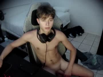 man jamesoblonde image #3931110