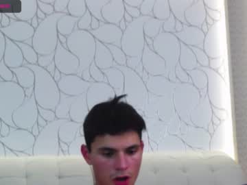 man denhummer image #668815